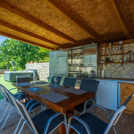 Villa Monte Adria