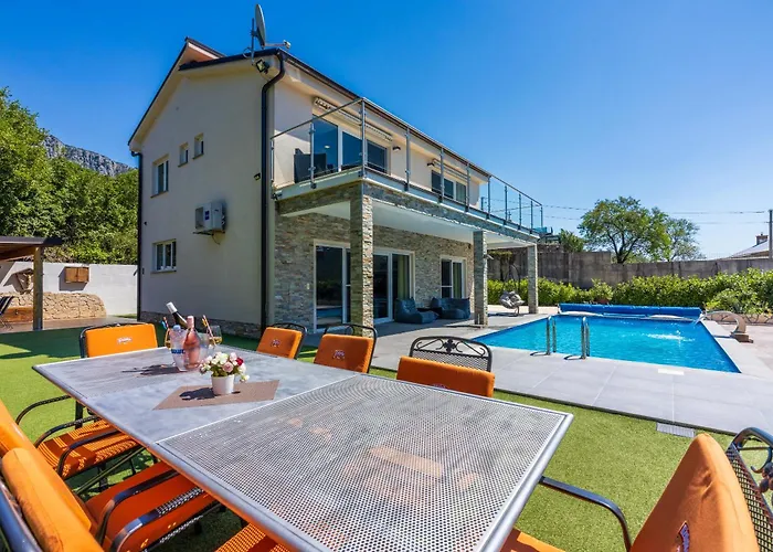 Villa Monte Adria