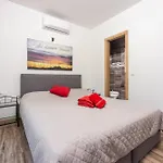 فيلة Monte Adria *