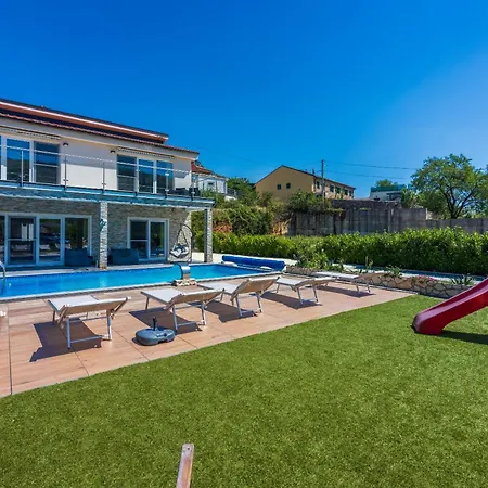 Villa Monte Adria *