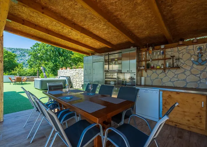 Villa Monte Adria